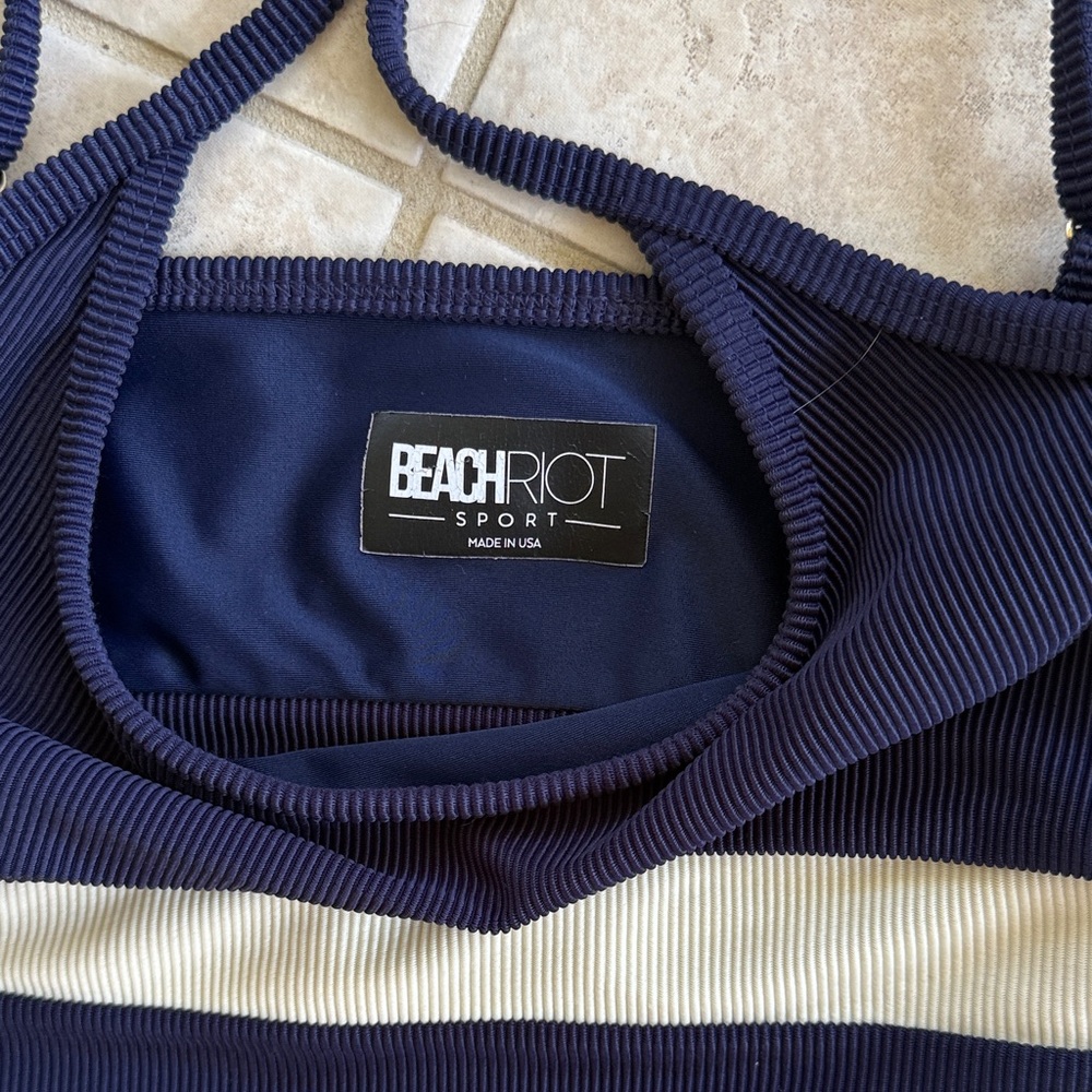 Beach Riot Navy and White Leggings Set - Picture 3 of 3